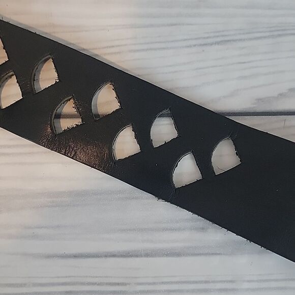 Vintage 70s Black Leather Belt With Turtle Buckle By Paris' Size 40 - Picture 5 of 9